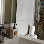 Apartament Over The